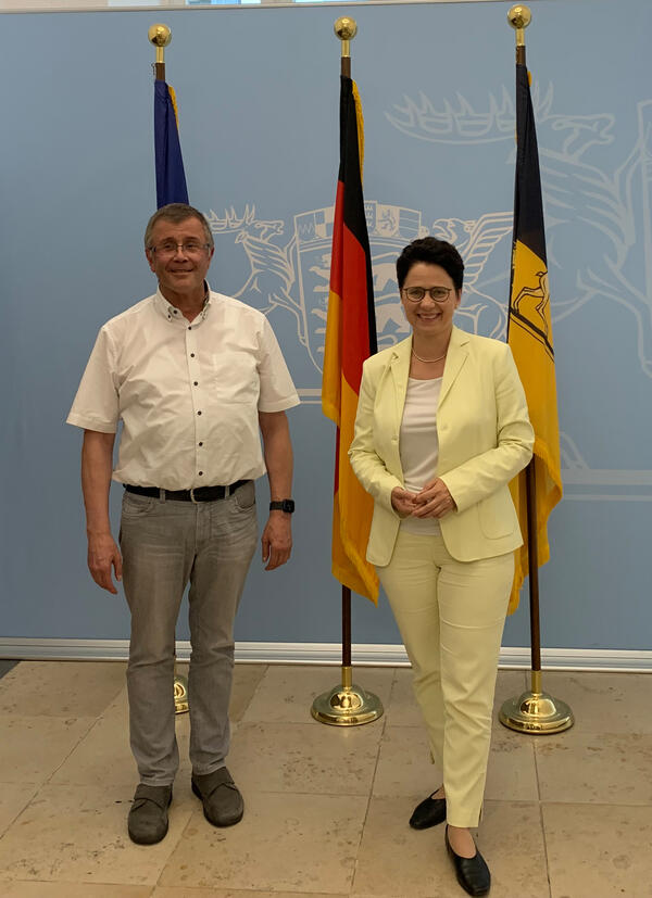 Bild vergrößern: Besuch Justizministerin Gentges